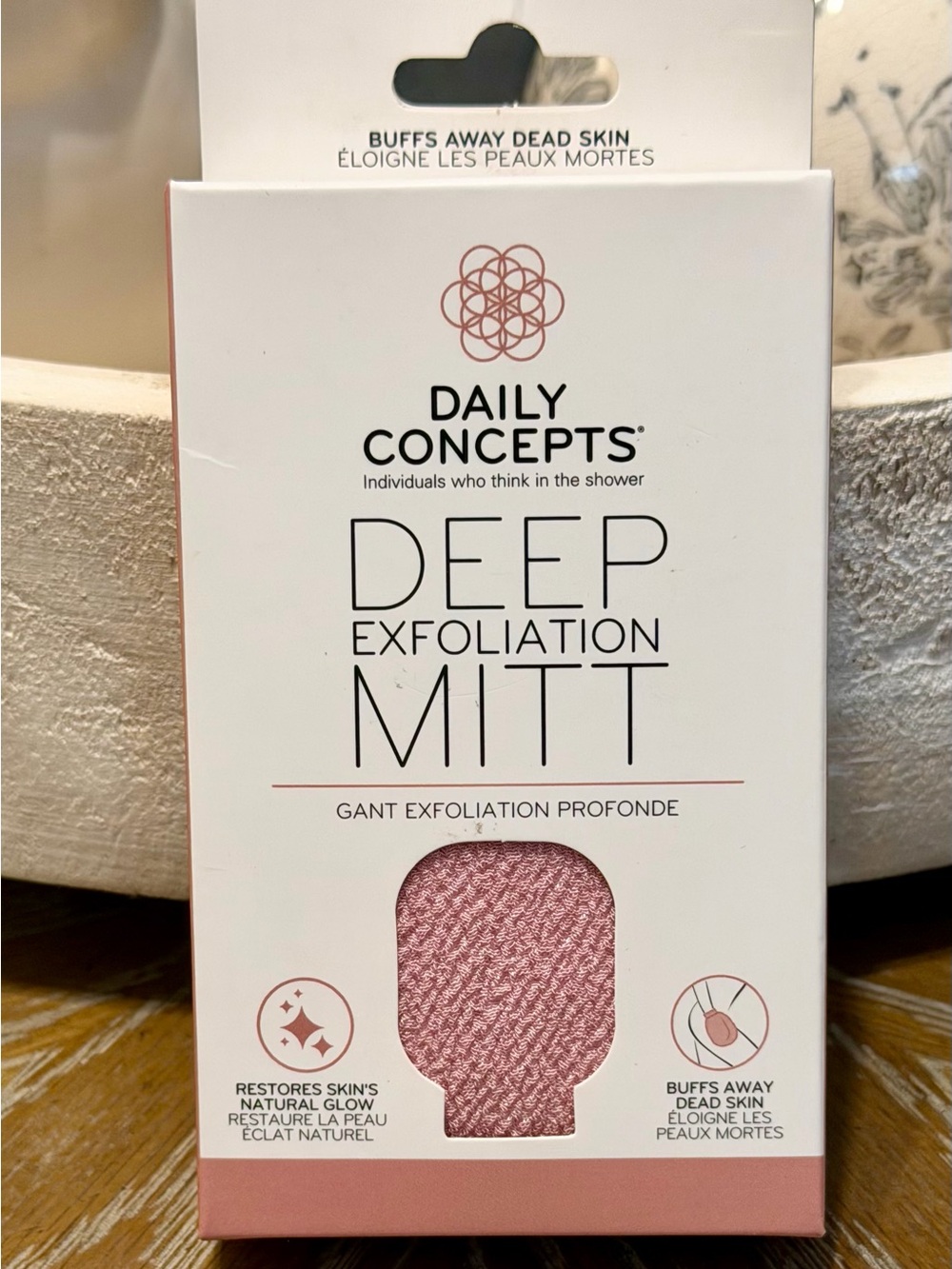 Daily Concepts Deep Exfoliation Mitt - Pink